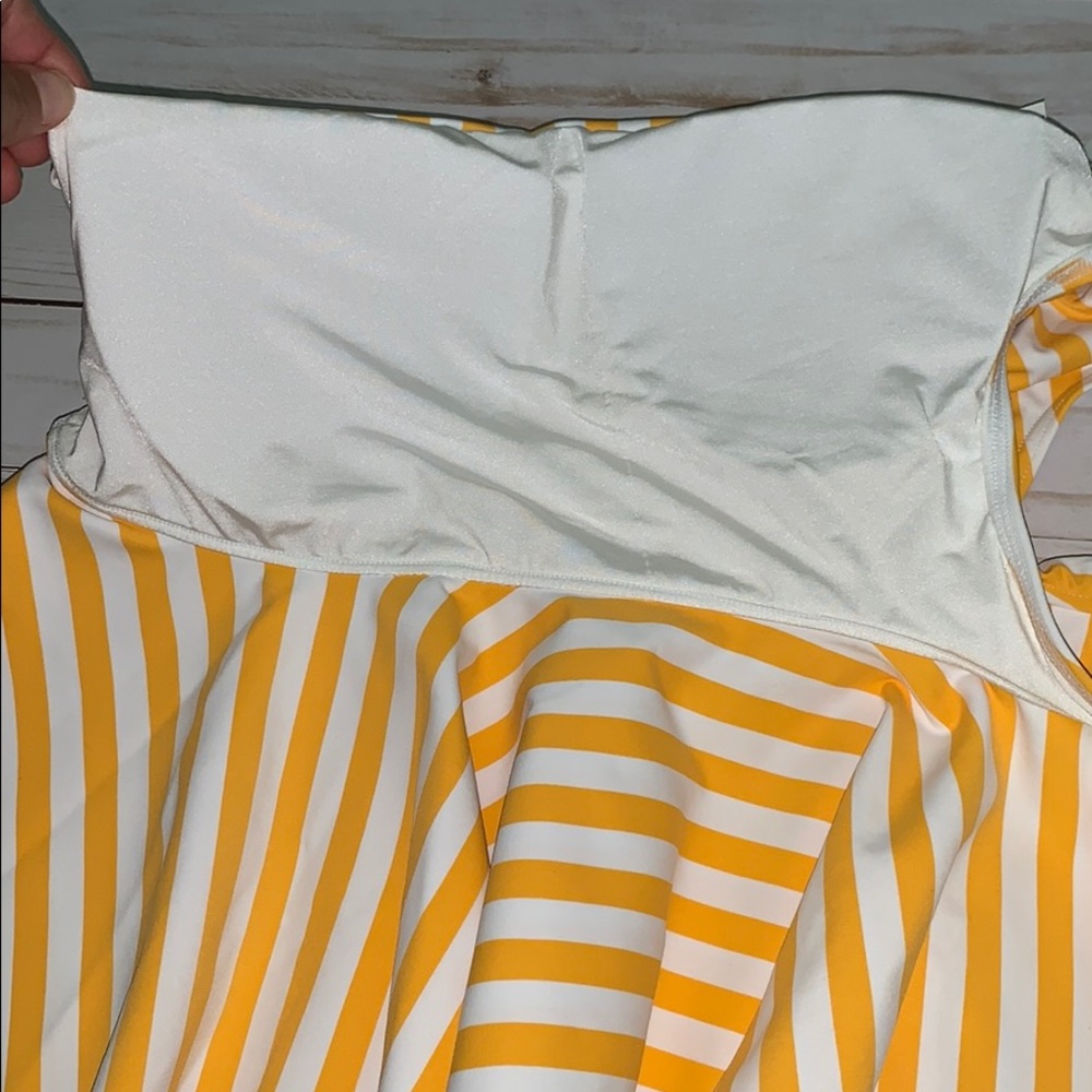 ONIA xWeWoreWhat Positano Top NWT - Picture 6 of 7